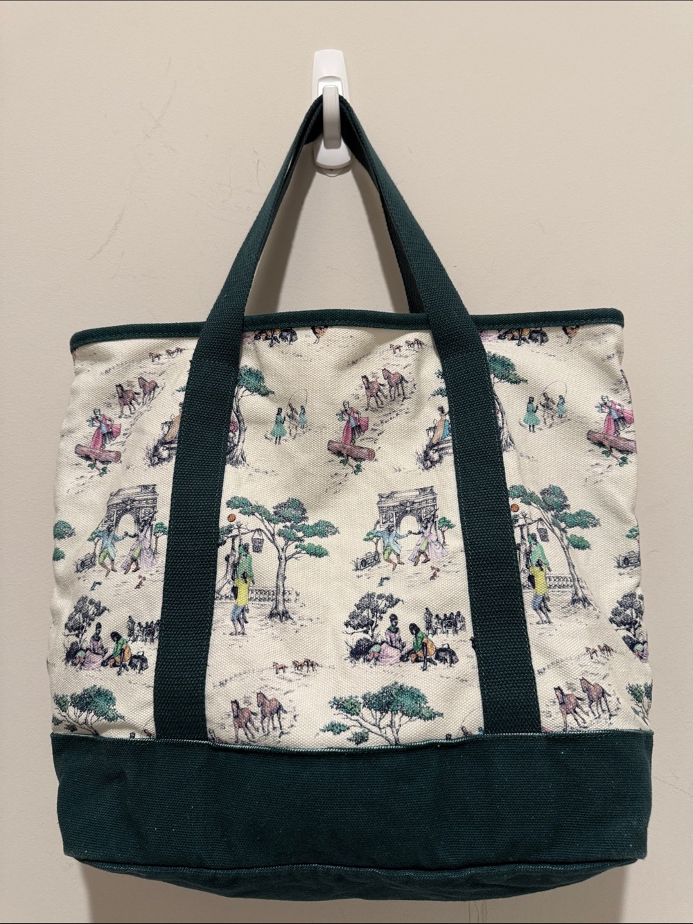 Smithsonian Museum Tote Bag